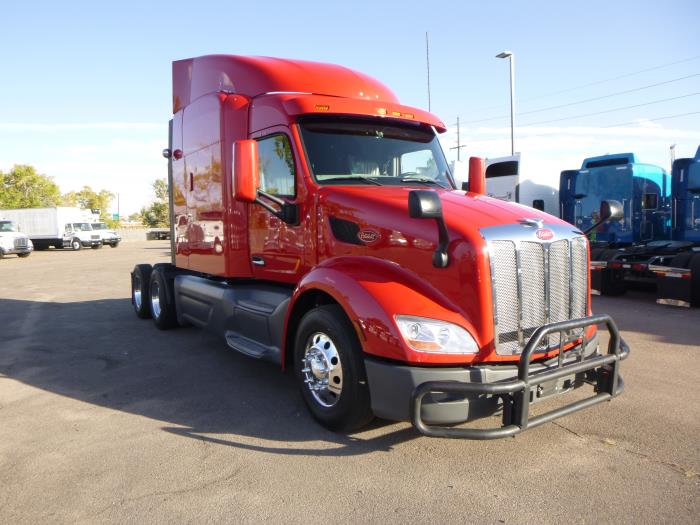 2021 Peterbilt 579-2