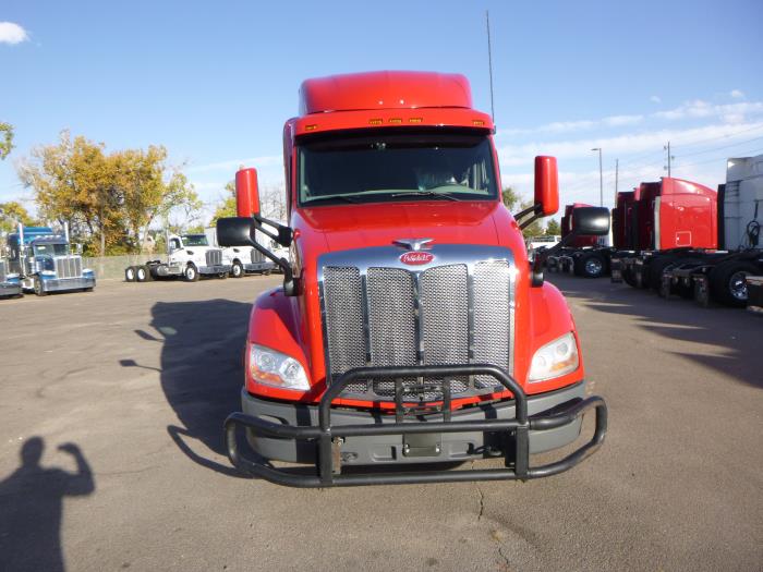 2021 Peterbilt 579-3