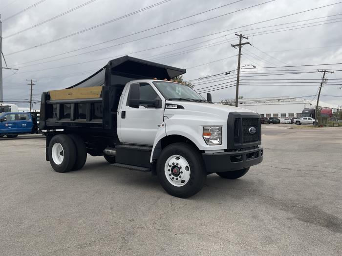 2025 Ford F-650-7