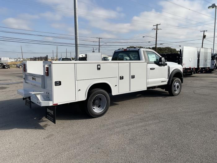 2024 Ford F-550-5