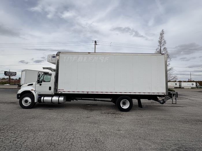 2019 International 4300-8