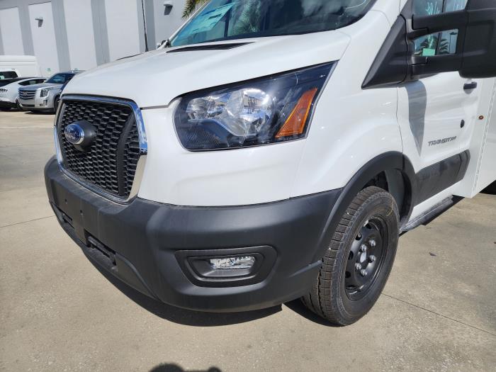 2024 Ford Transit-350-5