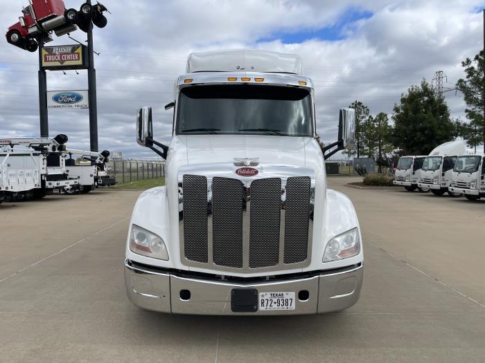 2020 Peterbilt 579-2