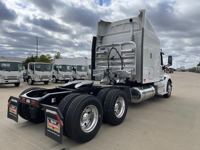 2020 Peterbilt 579-9