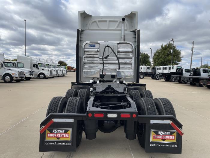 2020 Peterbilt 579-10