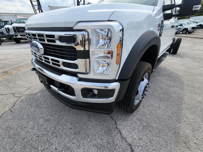 2024 Ford F-550-9