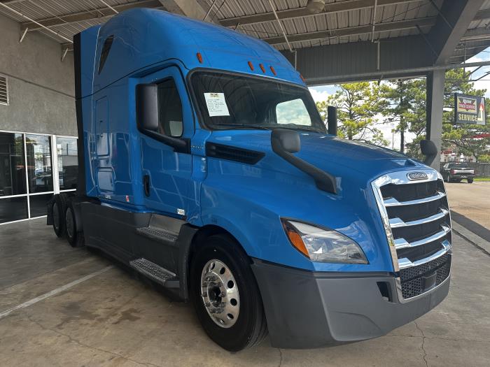 2021 Freightliner Cascadia-3