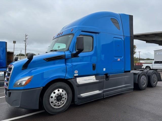 2021 Freightliner Cascadia-4