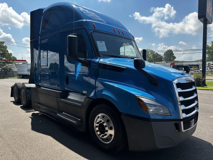 2021 Freightliner Cascadia-5