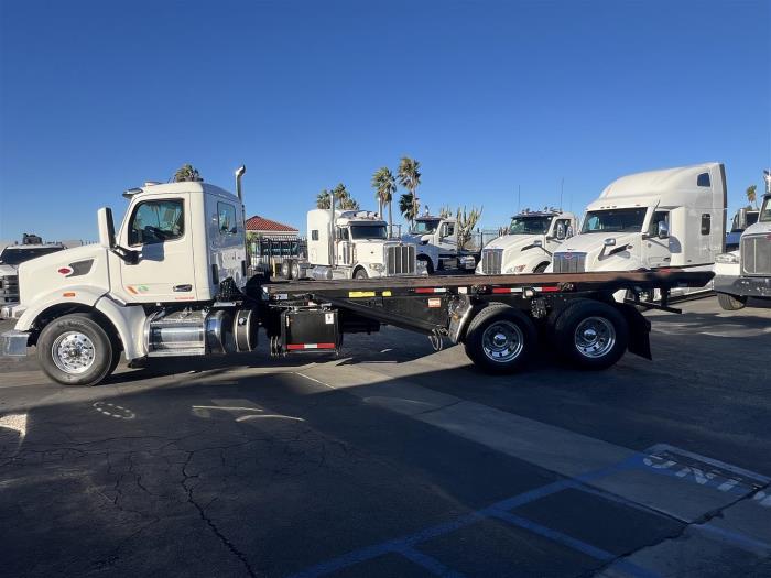 2020 Peterbilt 567-6