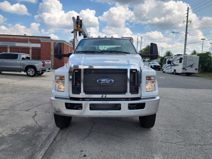 2024 Ford F-750-2