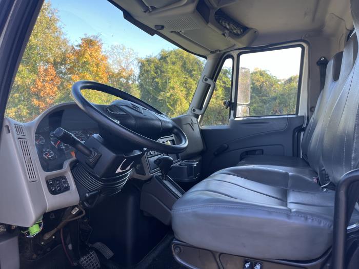 2019 International 4300-18