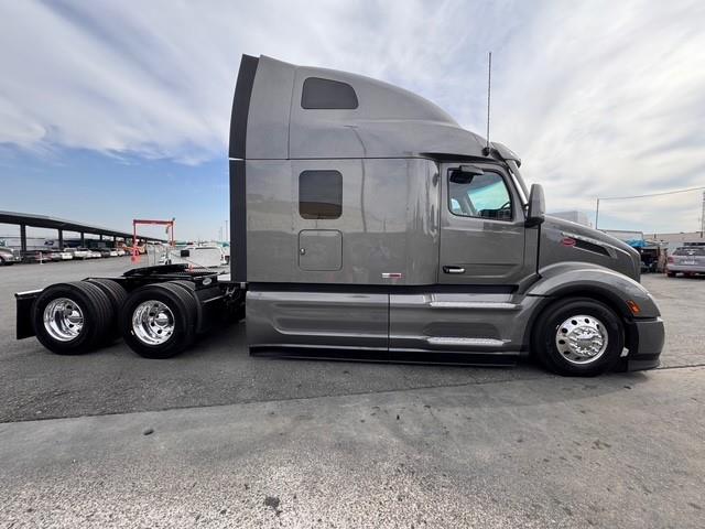 2024 Peterbilt 579-5