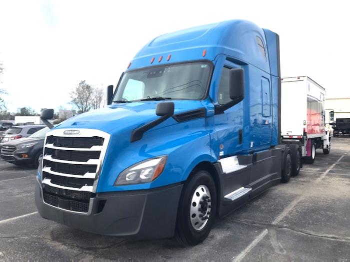 2021 Freightliner Cascadia-8