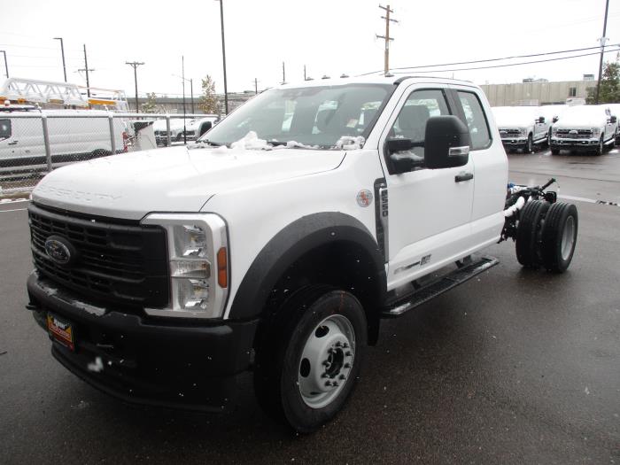 2024 Ford F-550-1