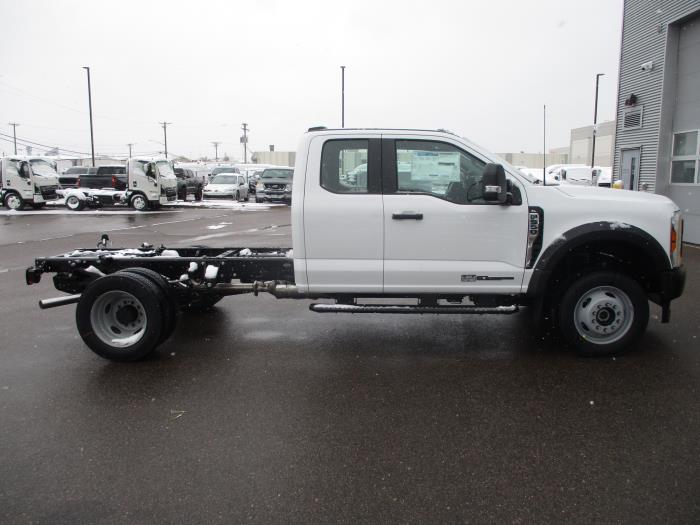 2024 Ford F-550-6