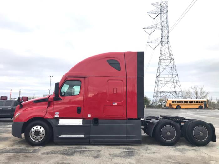 2021 Freightliner Cascadia-10