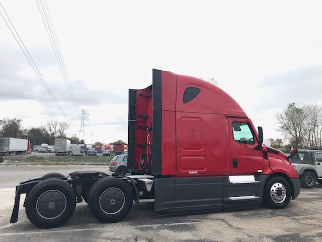 2021 Freightliner Cascadia-14