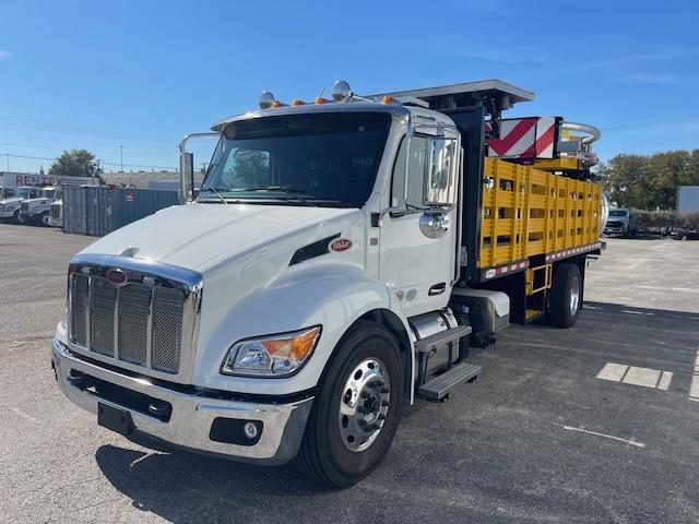 2025 Peterbilt 536-4