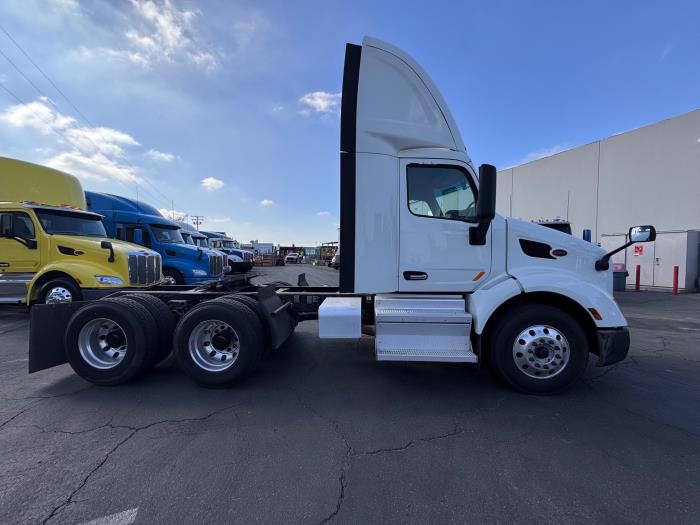 2021 Peterbilt 579-5