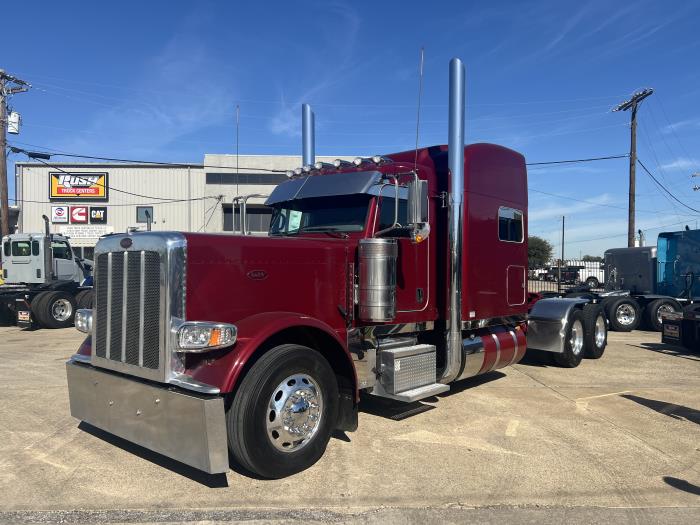 2022 Peterbilt 389-1