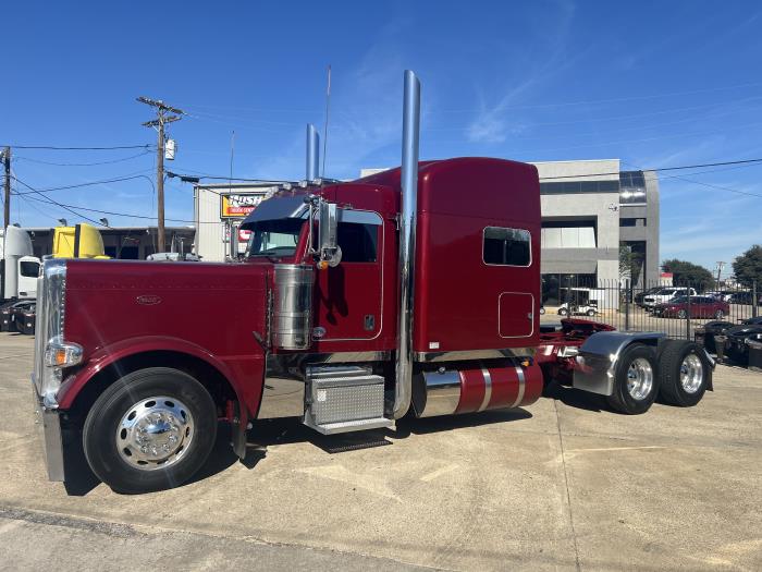 2022 Peterbilt 389-23