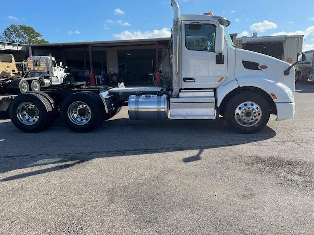 2019 Peterbilt 579-6