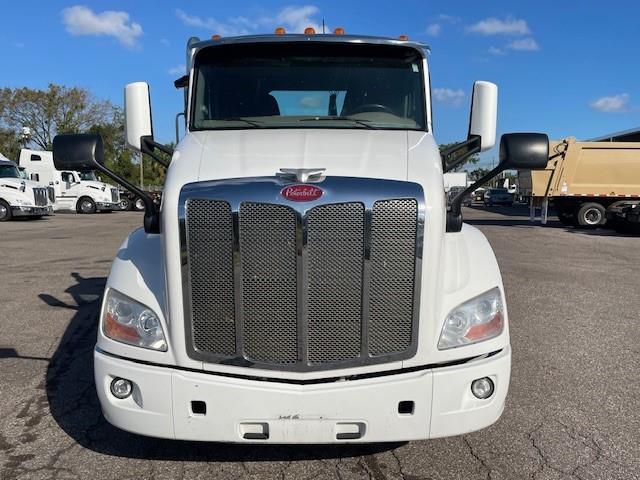 2019 Peterbilt 579-7