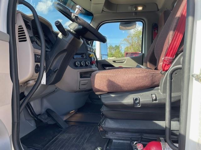 2019 Peterbilt 579-10