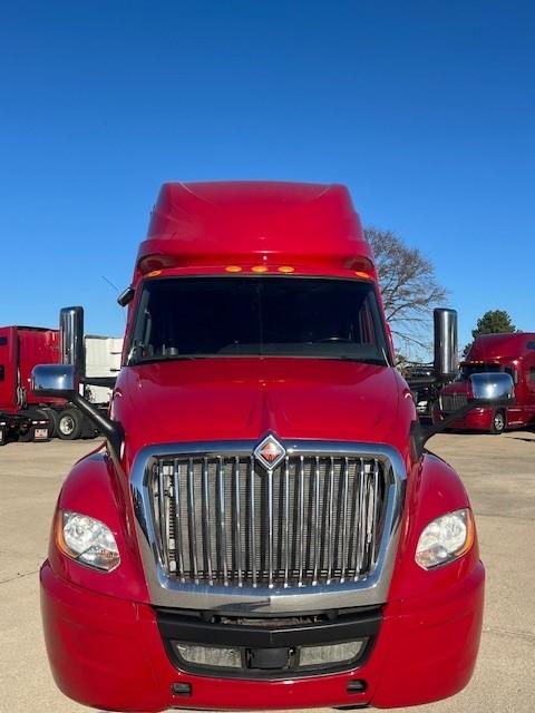 2020 International LT625-4