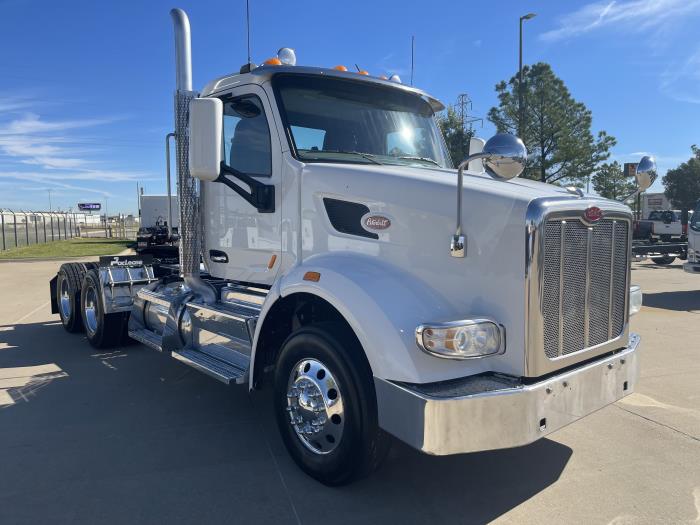 2017 Peterbilt 567-3