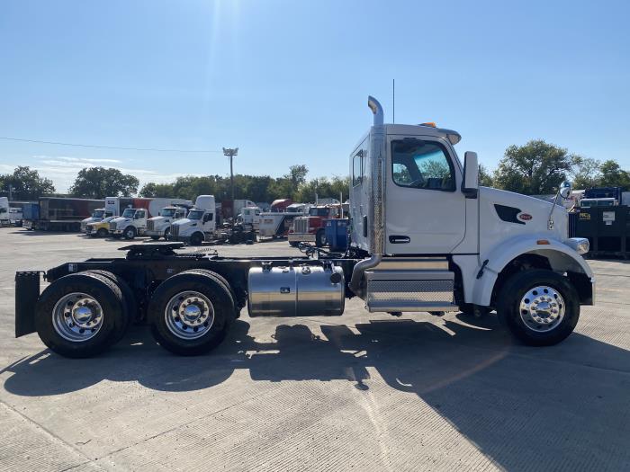 2025 Peterbilt 567-10