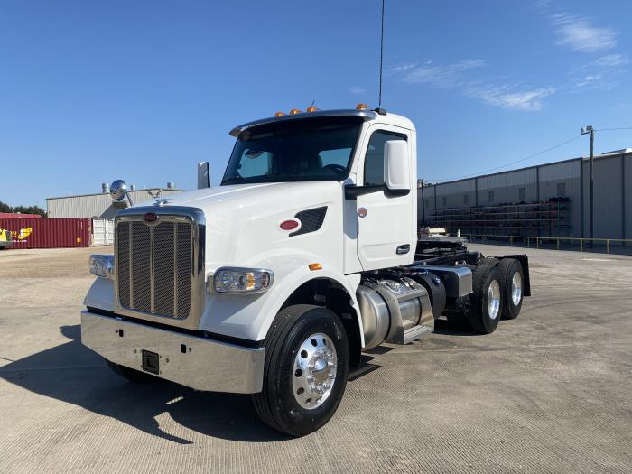 2025 Peterbilt 567-2