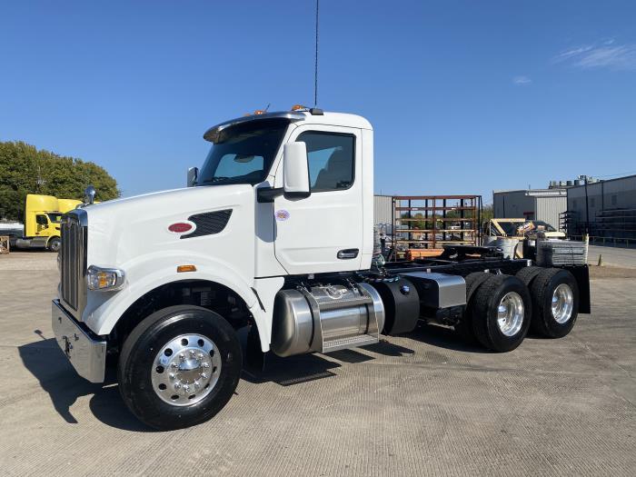 2025 Peterbilt 567-4