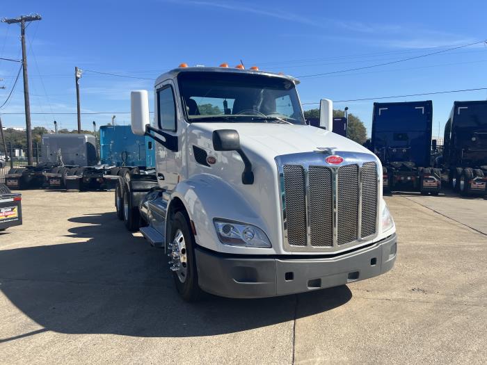 2021 Peterbilt 579-11