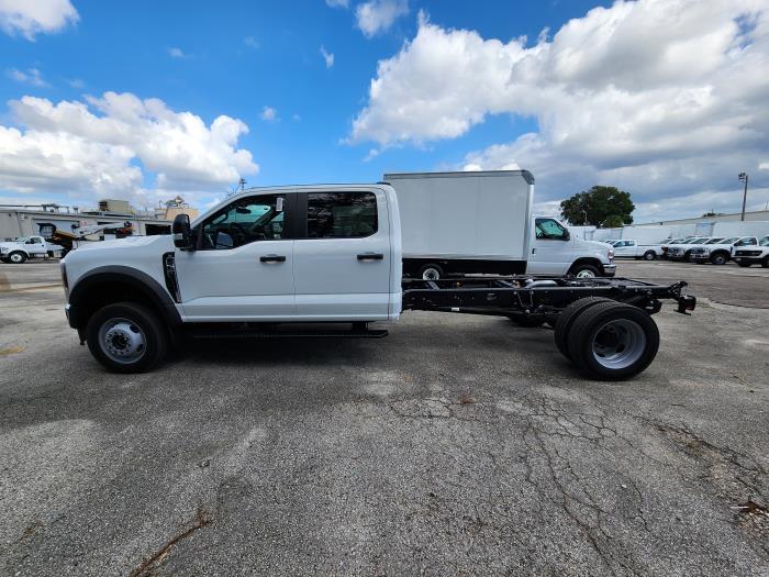 2024 Ford F-550-8