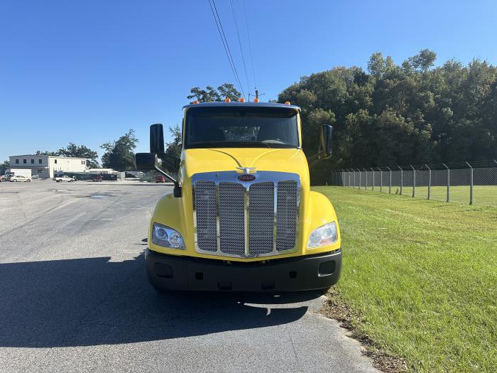 2021 Peterbilt 579-2