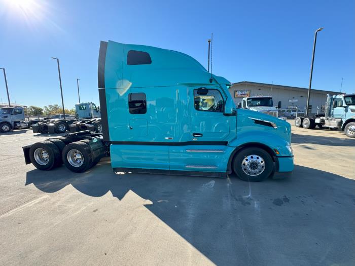 2024 Peterbilt 579-4