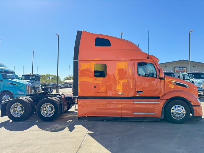 2024 Peterbilt 579-4