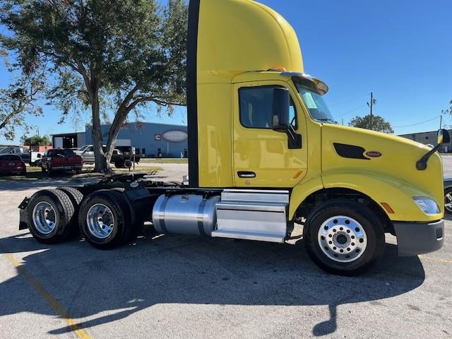 2021 Peterbilt 579-7