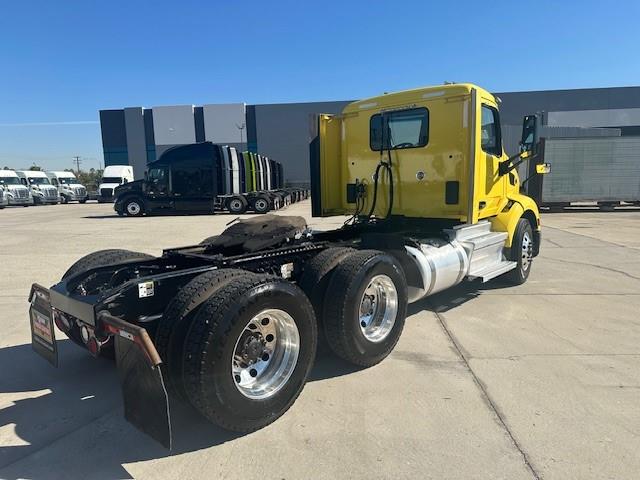 2021 Peterbilt 579-12