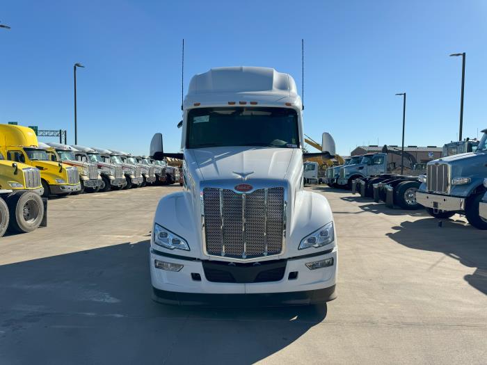 2024 Peterbilt 579-2