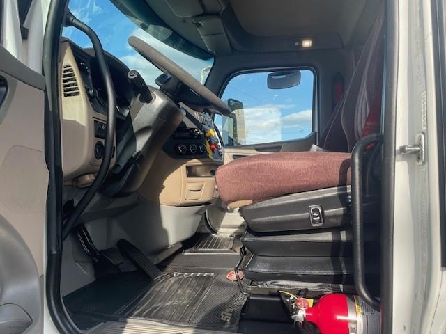 2019 Peterbilt 579-13