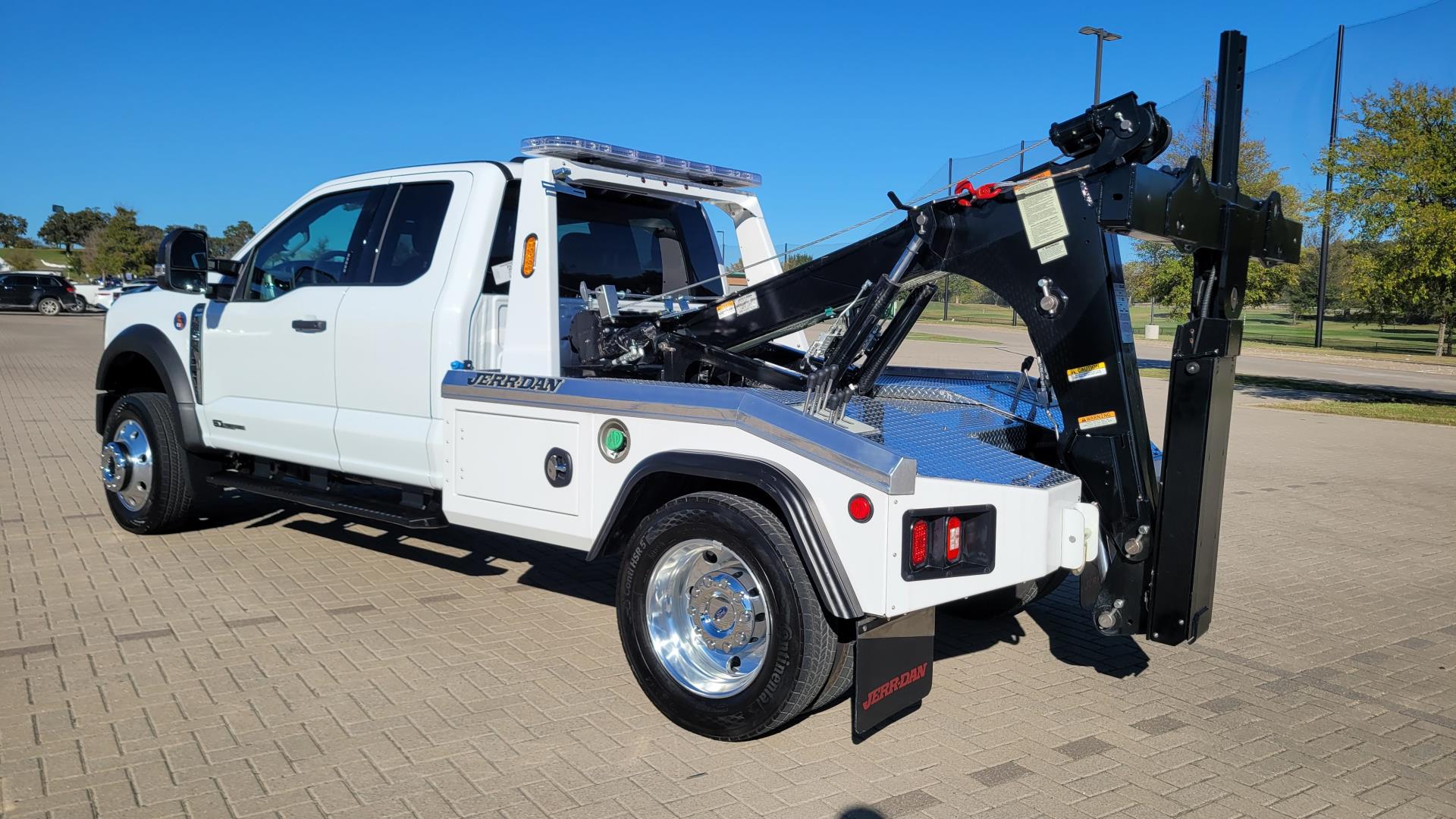 2024 Ford F-550 Super Cab DRW 4x4 Wrecker Body for sale #1817434 - photo 2