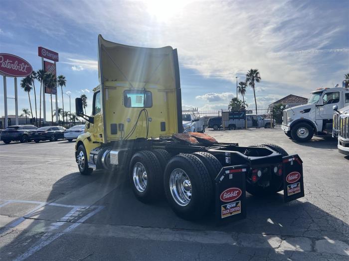 2021 Peterbilt 579-7