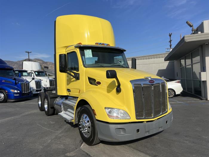 2021 Peterbilt 579-3