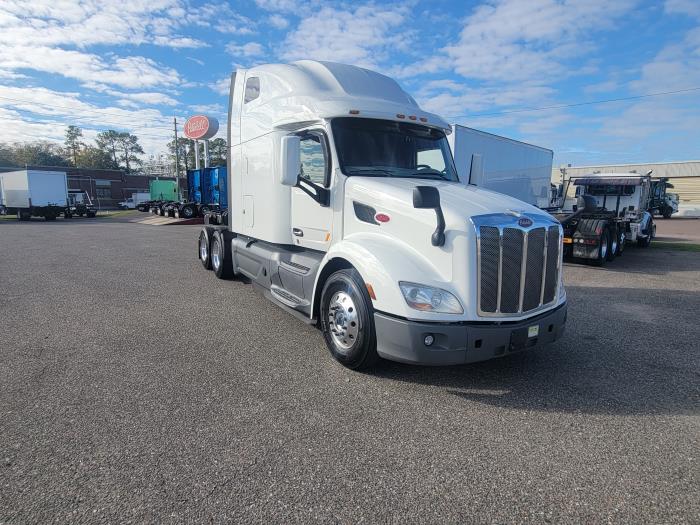 2020 Peterbilt 579-7