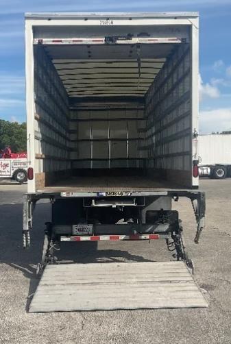 2018 Freightliner Business Class M2 106-6