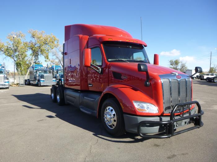 2021 Peterbilt 579-2