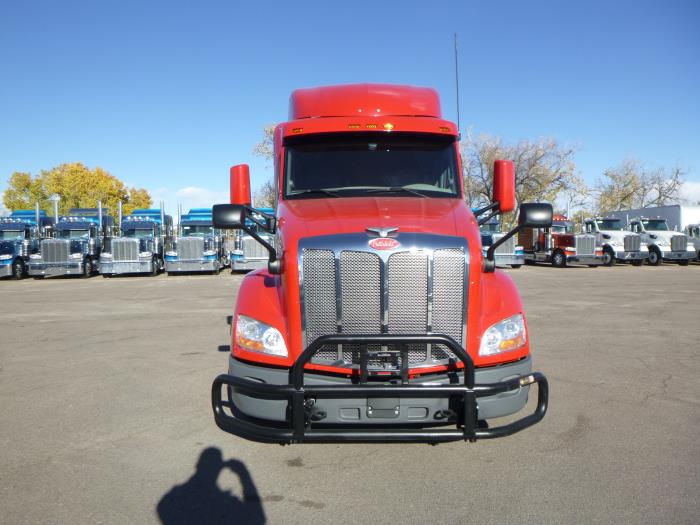 2021 Peterbilt 579-3